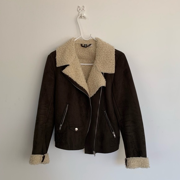 Jacket - Picture 2 of 5